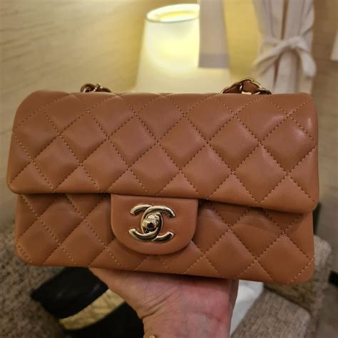 chanel caramel bag 21p|The Ultimate Chanel Flap Guide .